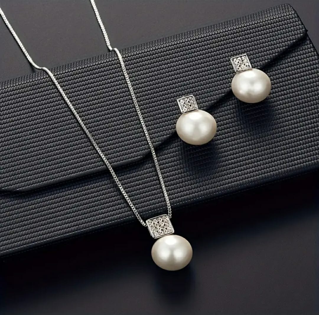 Silver Pearl Set – Classic Silver Jewelry Set with Elegant Pearls