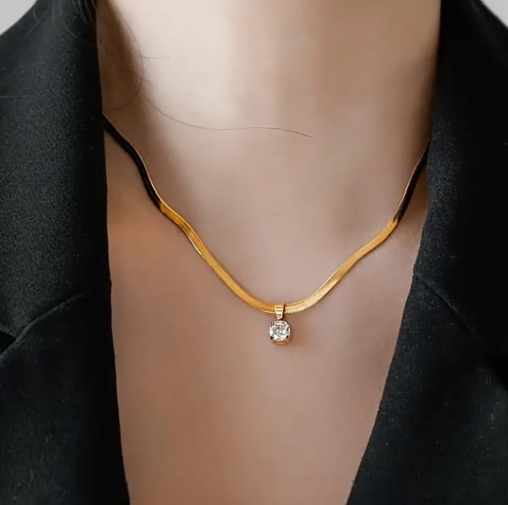 Golden Stone Chain – Stylish Minimalist Gold Chain Necklace