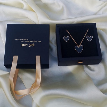 Golden Black Heart Set – Elegant Gold Necklace with Black Heart Pendant