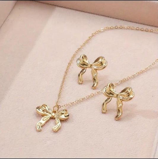 Golden Bow Set – Dainty Gold Bow Necklace and Earring Set