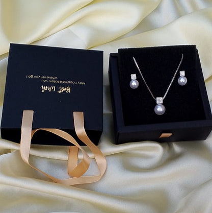 Silver Pearl Set – Classic Silver Jewelry Set with Elegant Pearls